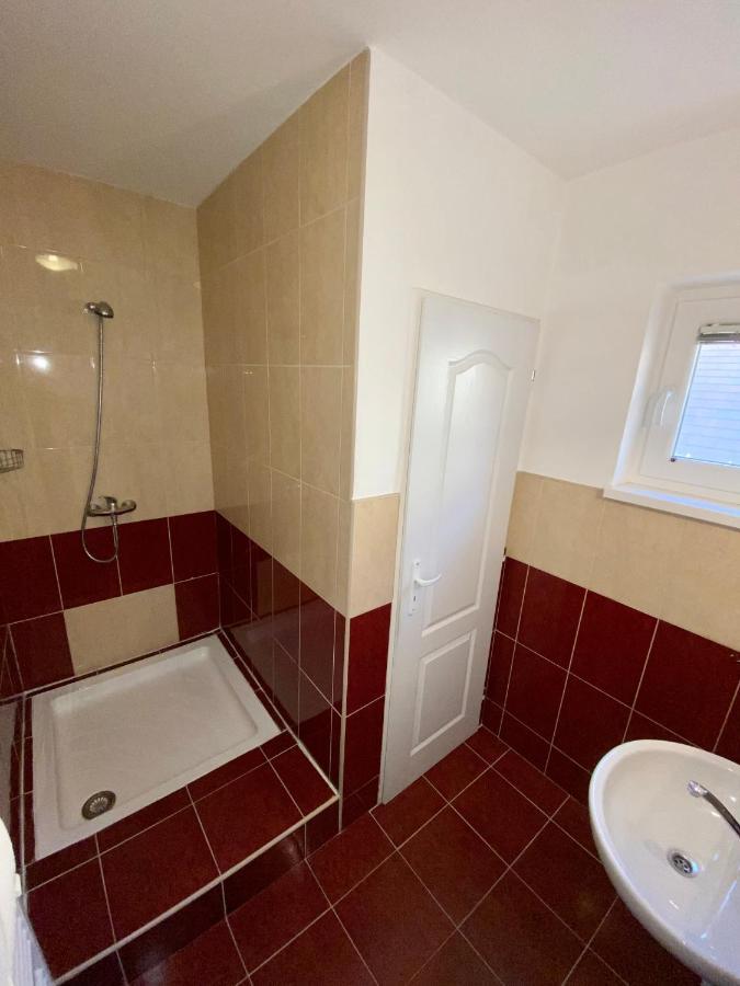 Apartmanovy Dom Flora Veľký Meder Dış mekan fotoğraf